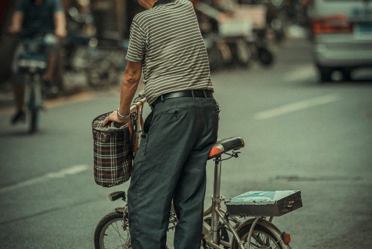 探寻城市地标，揭秘恒丰大厦的精准位置